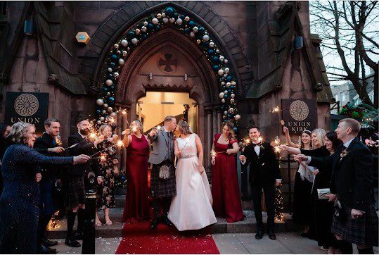 Jen and Sean’s Christmas Wedding At Union Kirk
